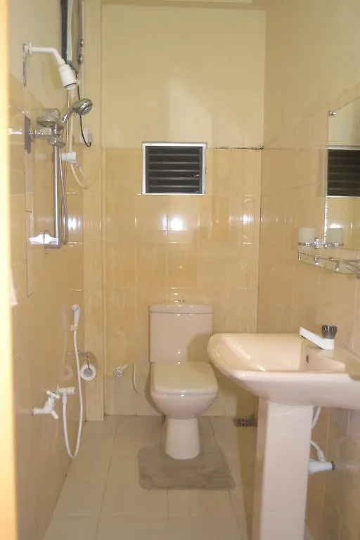Hotel Thilon Katunayake