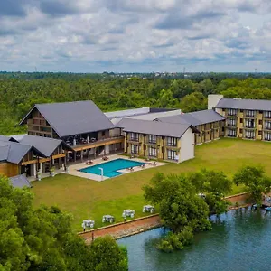 Hotel Amora Lagoon, Katunayaka